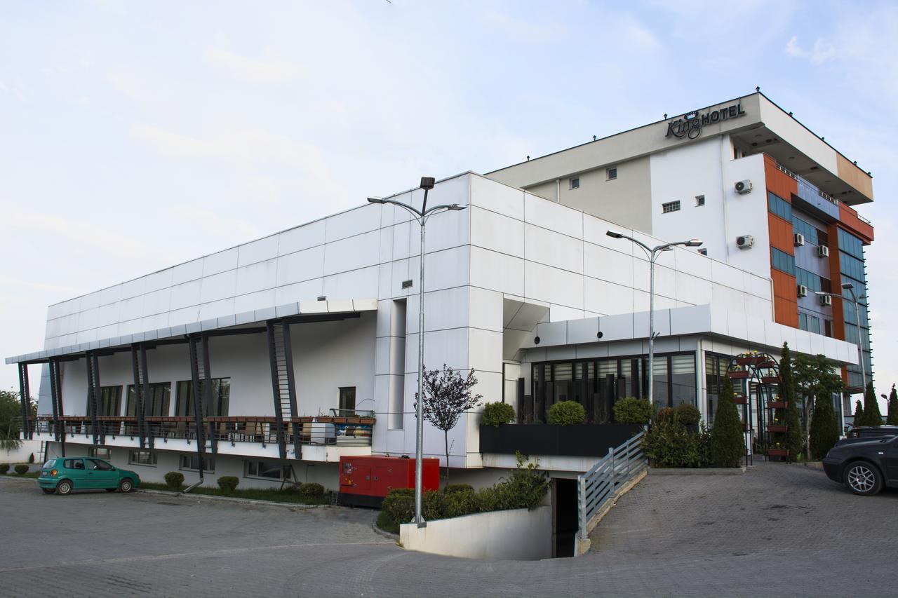 King Hotel Печ Экстерьер фото